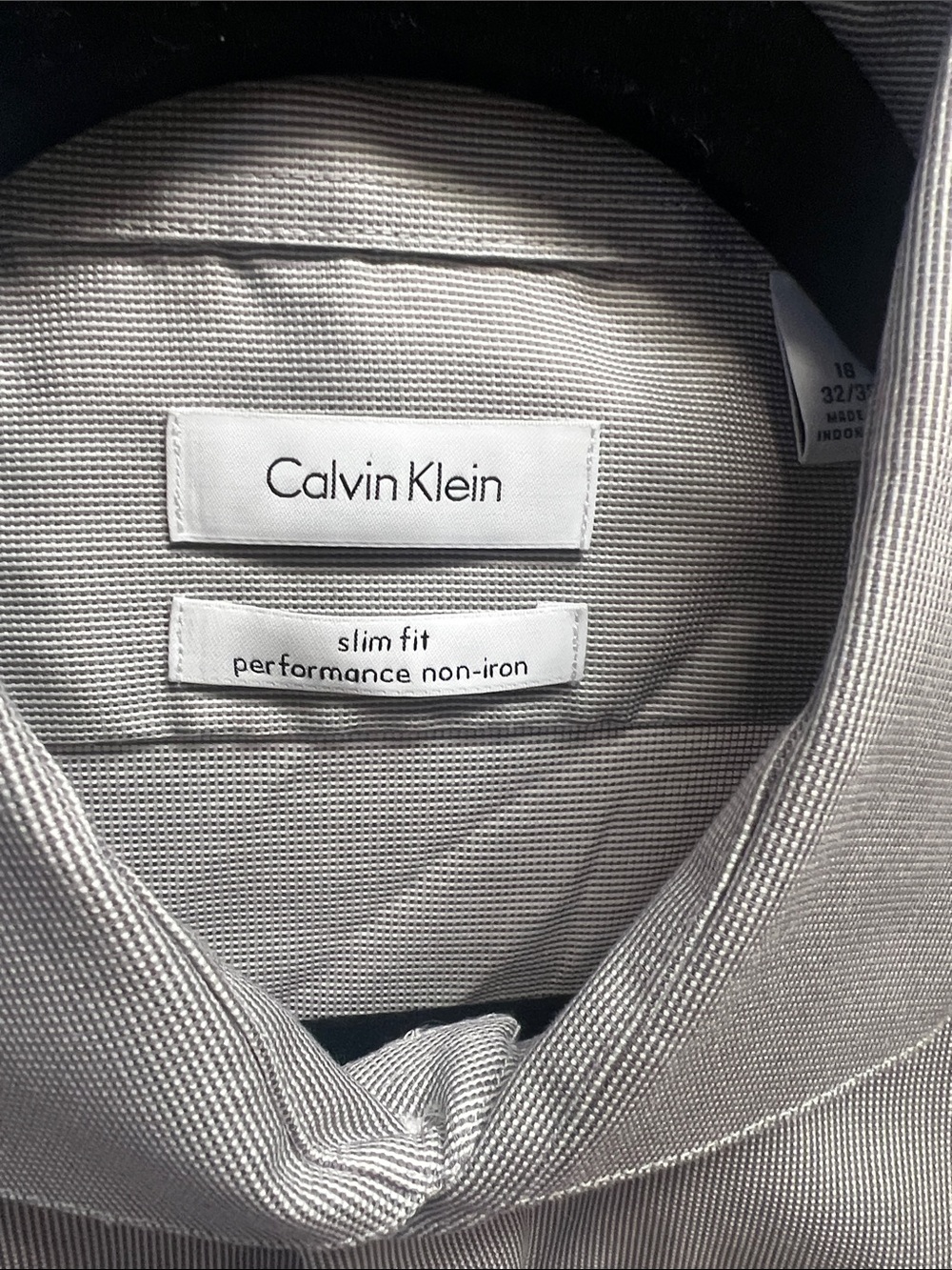 Calvin Klein Slim Fit Performance Non-Iron Dress Shirt in Light Gray